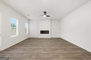 331 Jarrett St, Fairburn, GA 30213 - Photo 9