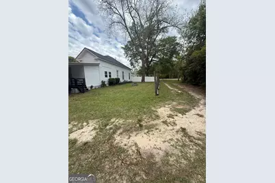 125 Creighton, Eastman, GA 31023 - Photo 15