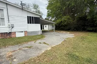 125 Creighton, Eastman, GA 31023 - Photo 13