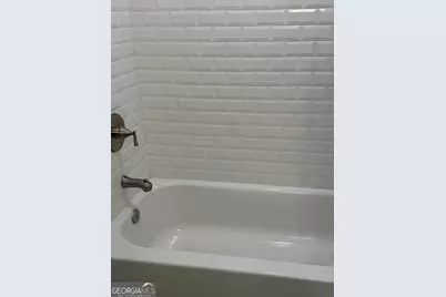 755 Valley Creek Drive, Stone Mountain, GA 30083 - Photo 17