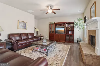1001 Hartwell Road, Locust Grove, GA 30248 - Photo 9