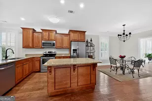 1617 Red Oak Ln, Albany, GA 31701 - Photo 11