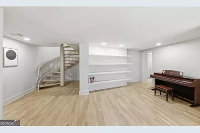 505 Hollydale Court NW, Atlanta, GA 30342 - Photo 63