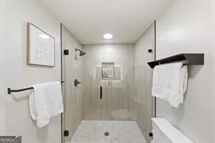 505 Hollydale Ct NW, Atlanta, GA 30342 - Photo 85