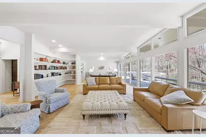 505 Hollydale Court NW, Atlanta, GA 30342 - Photo 15