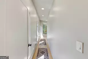 505 Hollydale Ct NW, Atlanta, GA 30342 - Photo 39