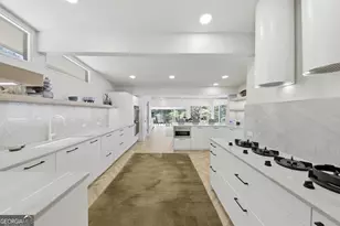 505 Hollydale Ct NW, Atlanta, GA 30342 - Photo 27