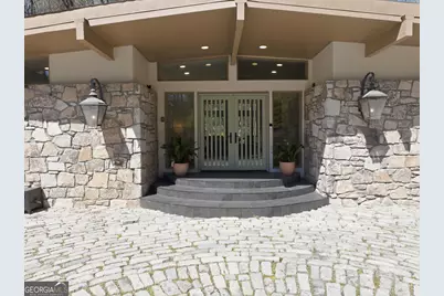 505 Hollydale Court NW, Atlanta, GA 30342 - Photo 7