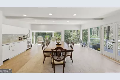 505 Hollydale Court NW, Atlanta, GA 30342 - Photo 31