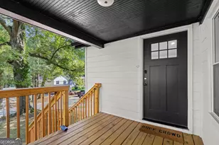 1422 Kennesaw Dr, Atlanta, GA 30318 - Photo 5