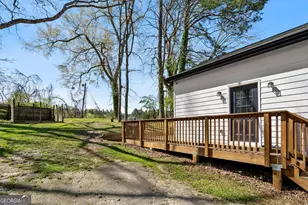 1422 Kennesaw Dr, Atlanta, GA 30318 - Photo 33