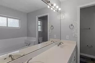 172 Southridge Dr, Locust Grove, GA 30248 - Photo 9