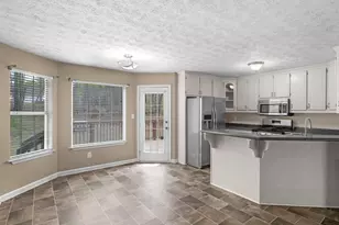 172 Southridge Dr, Locust Grove, GA 30248 - Photo 5