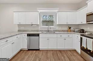 415 Coles Way, Statesboro, GA 30461 - Photo 13