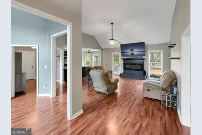 70 Mosswood Court, Newnan, GA 30265 - Photo 9