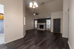 103 Quail Hollow Dr, Warner Robins, GA 31088 - Photo 5