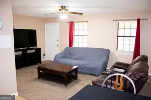 131 Carol Cir, Fitzgerald, GA 31750 - Photo 3