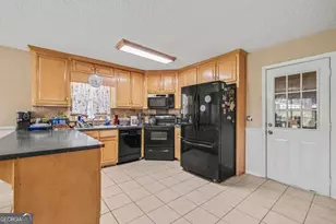 2927 Valley Dr, Gainesville, GA 30507 - Photo 11