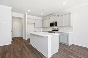 1302 Aura Ln, Lawrenceville, GA 30045 - Photo 7