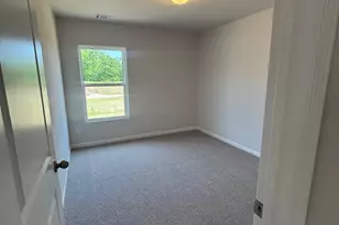 218 Hampton Holw Dr, Jefferson, GA 30549 - Photo 11