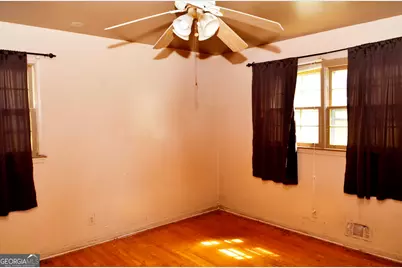 2921 Pine Valley Circle, East Point, GA 30344 - Photo 7