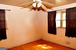 2921 Pine Valley Cir, East Point, GA 30344 - Photo 7