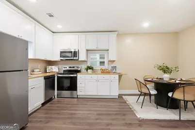 716 W 38th Street, Savannah, GA 31415 - Photo 13