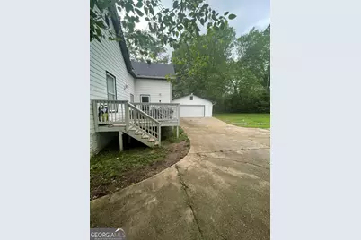 6860 Parkway Drive, Lithonia, GA 30058 - Photo 3