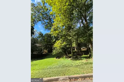 577 Dorsey Circle SW, Lilburn, GA 30047 - Photo 3