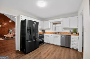 12 Clearwater Rd, Sharpsburg, GA 30277 - Photo 11