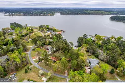 135 E Lakeview Drive NE, Milledgeville, GA 31061 - Photo 7