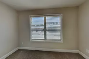 1612 Lapland Dr, Lawrenceville, GA 30045 - Photo 15