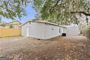 921 Cleburne St, Brunswick, GA 31520 - Photo 19