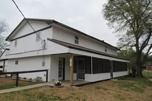 8606 Holly Springs Rd, Maysville, GA 30558 - Photo 1