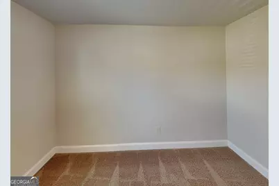 3160 Sparrow Creek Drive, Loganville, GA 30052 - Photo 13