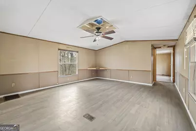 401 Otis Brown Road, Baldwin, GA 30511 - Photo 3