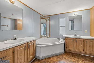 401 Otis Brown Road, Baldwin, GA 30511 - Photo 11