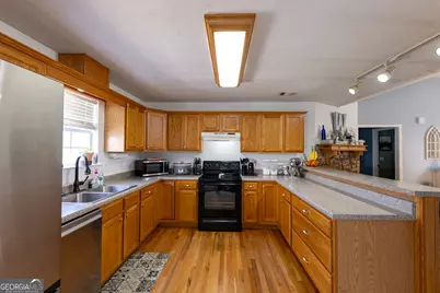 647 Pine Valley Road, Meansville, GA 30256 - Photo 9