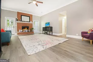 16 River Point Dr, Lagrange, GA 30240 - Photo 3