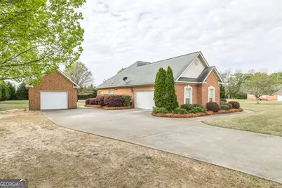 436 Eli Way, Byron, GA 31008 - Photo 5