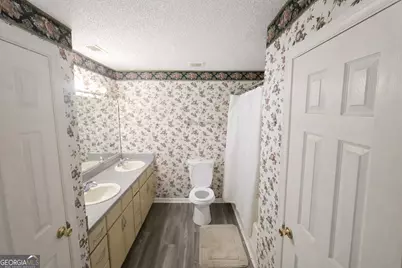 3877 Stratford Circle, Valdosta, GA 31605 - Photo 11