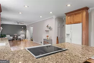 5513 N Peachtree Rd, Dunwoody, GA 30338 - Photo 17