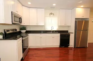 899 E Doyle St, Toccoa, GA 30577 - Photo 9
