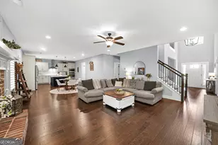 184 Stonegate Trail, Carrollton, GA 30116 - Photo 7