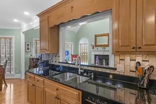 100 Cambridge Dr S, Griffin, GA 30224 - Photo 11