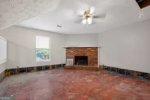 3340 Fannin Ct, Lithonia, GA 30038 - Photo 13