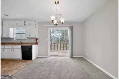 3340 Fannin Court, Lithonia, GA 30038 - Photo 9