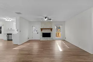 8228 Lullwater Ct, Jonesboro, GA 30236 - Photo 11