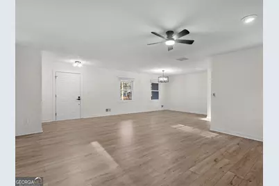 8228 Lullwater Court, Jonesboro, GA 30236 - Photo 9