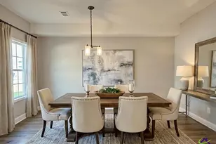 212 Beau Claire Cir, Byron, GA 31008 - Photo 9